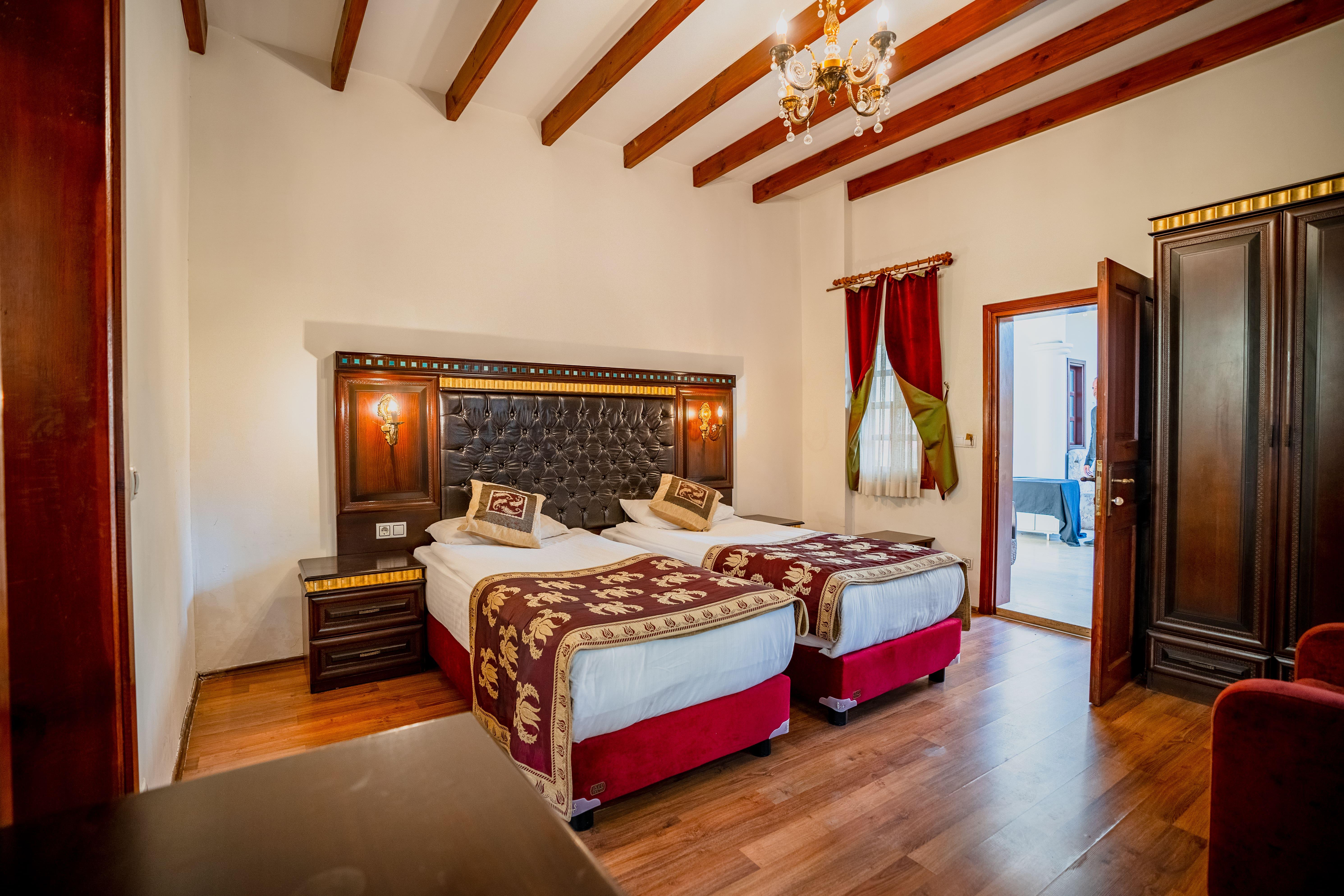 Mediterra Art Otel 4*